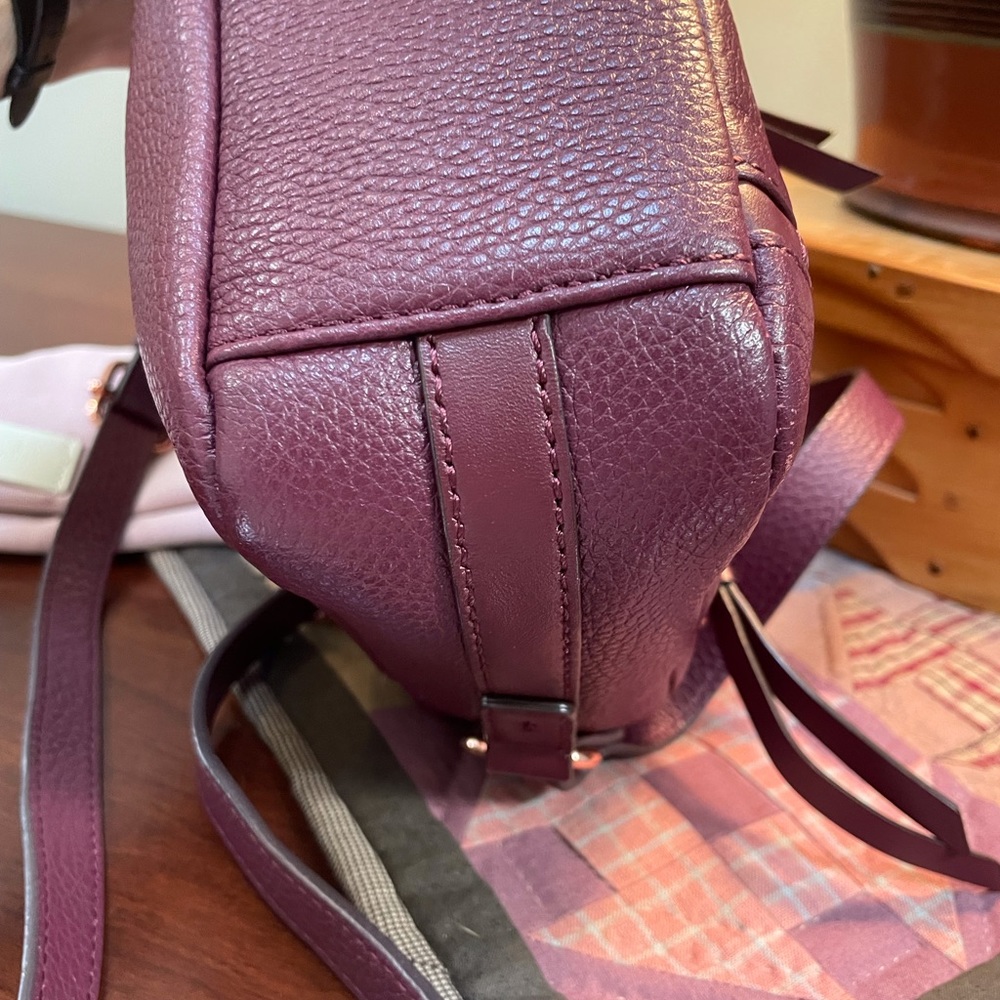 Radley London Penhurst Pebble Leather Crossbody In Me… Gem